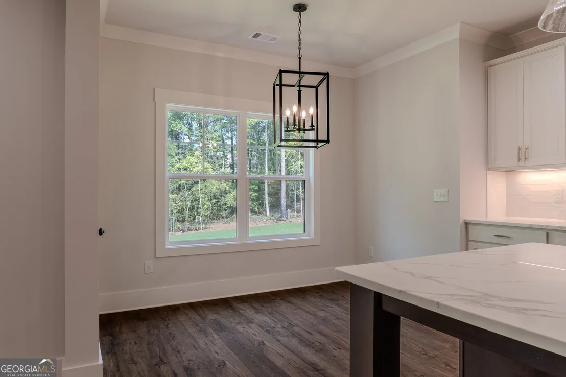 Photo of 1425 Willowbend Place