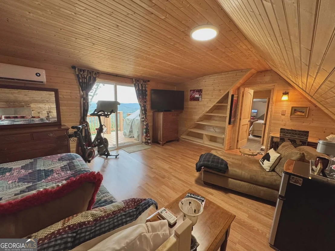 Photo of 1129 Eagle Ridge Road