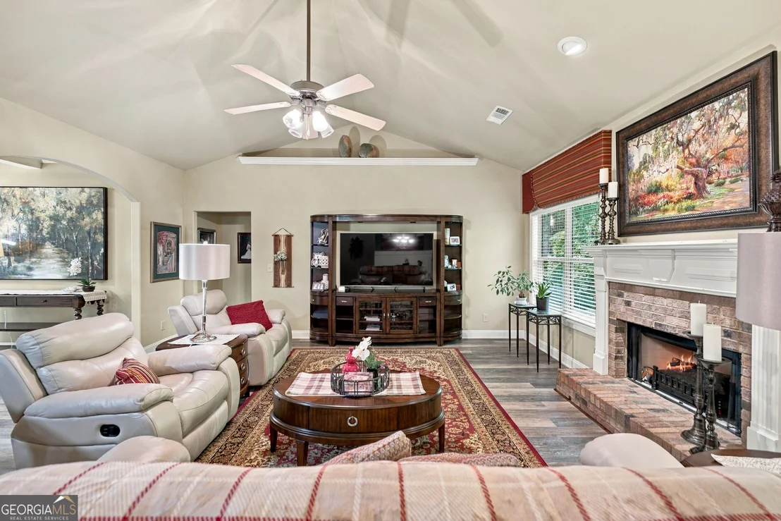 Photo of 833 Caleb Drive