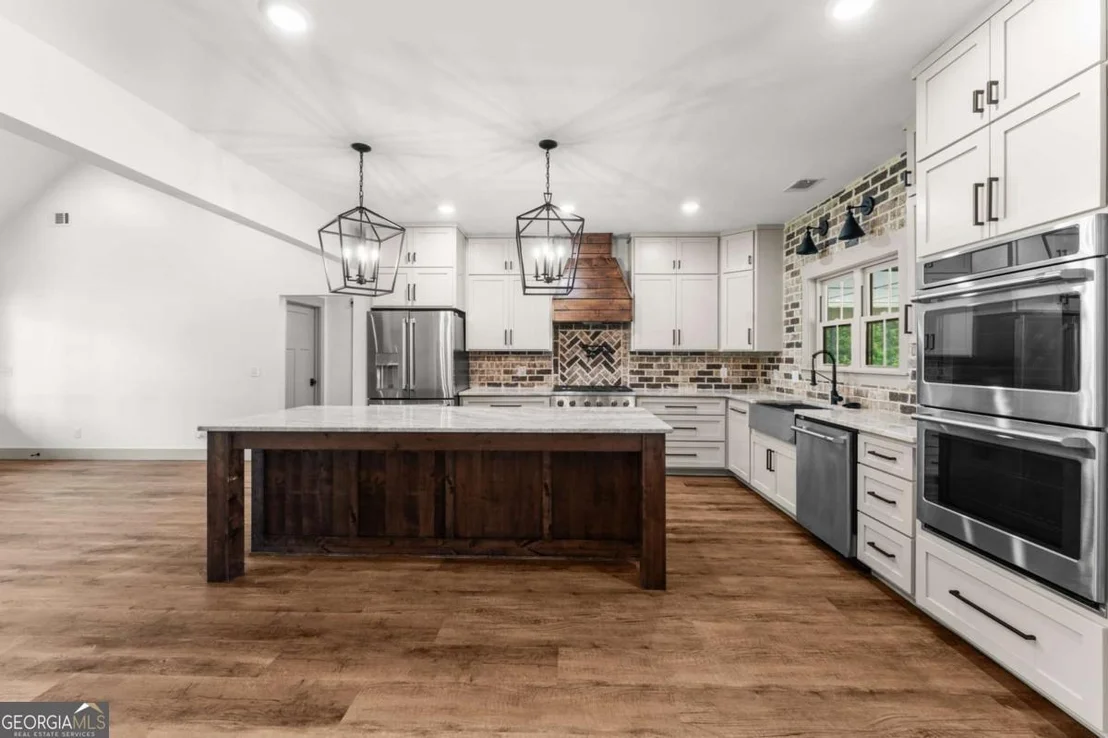 Photo of 3583 Blue Jay Road