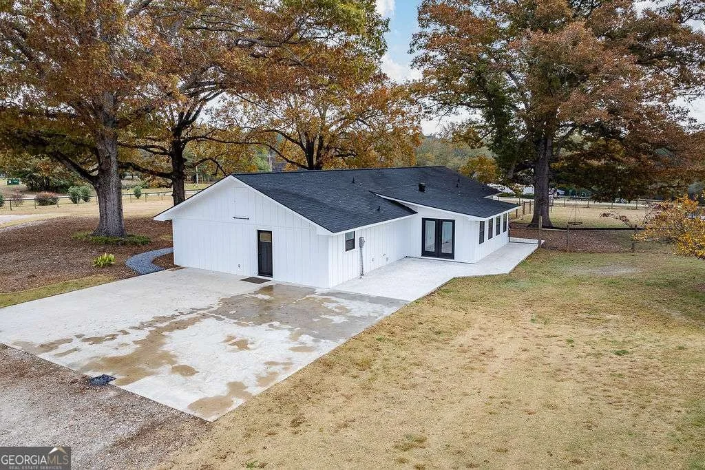Photo of 1410 Old Bishop Road