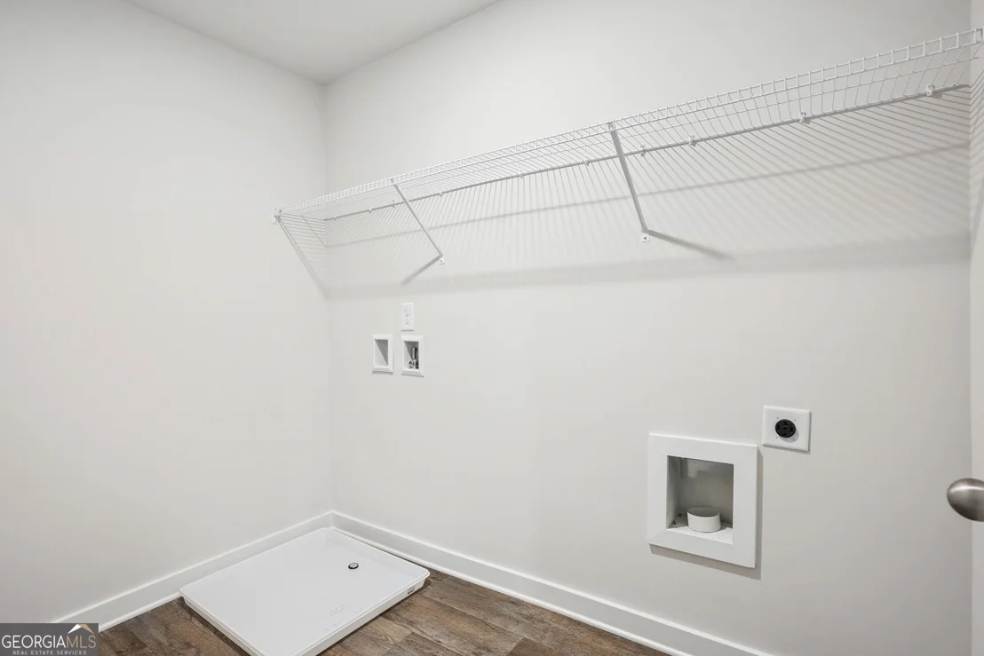 Photo of 470 ORWELL Drive