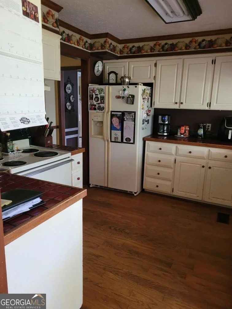 Photo of 431 Woodlawn Drive