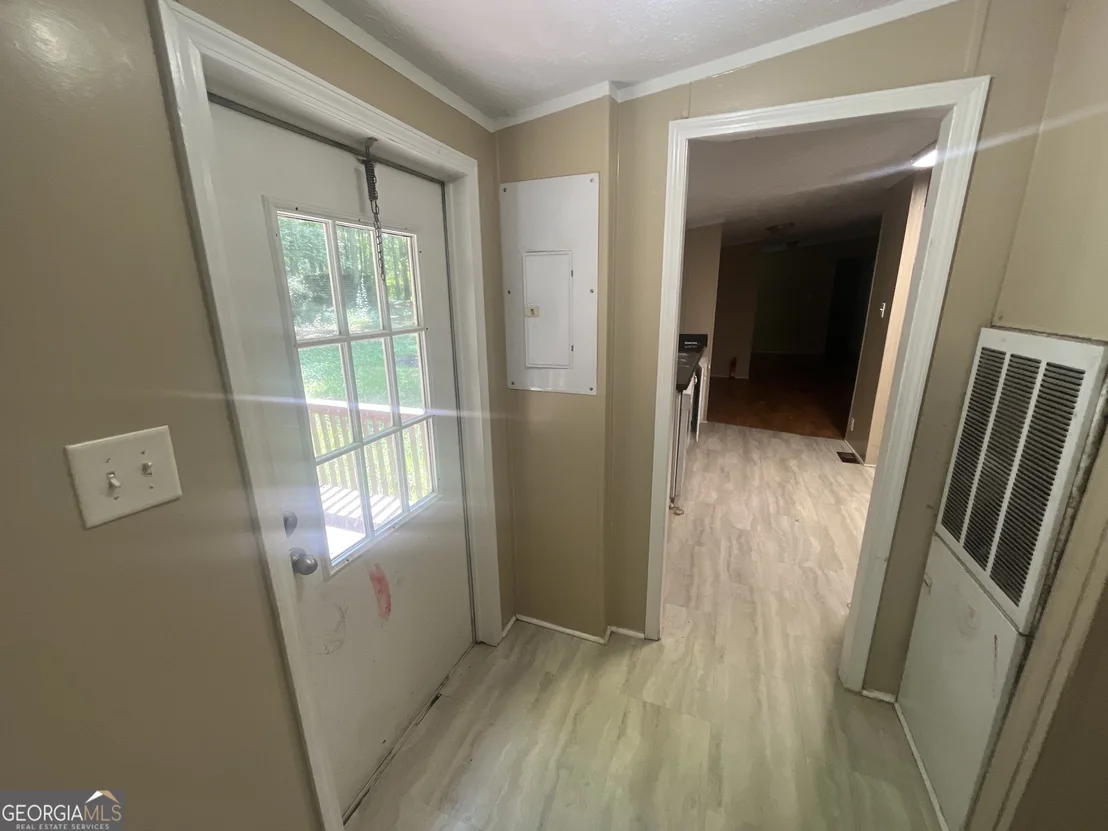 Photo of 627 Sanders Road