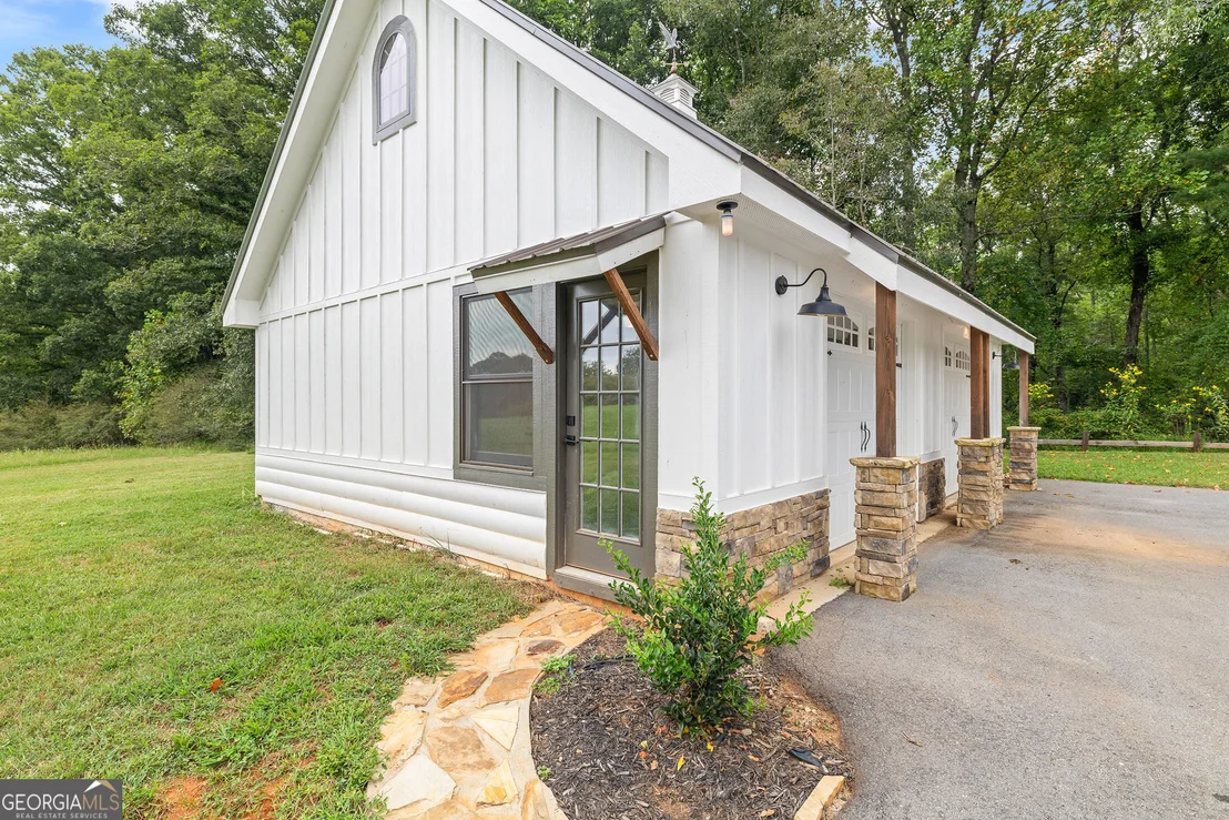 Photo of 135 Mountain Ridge Drive