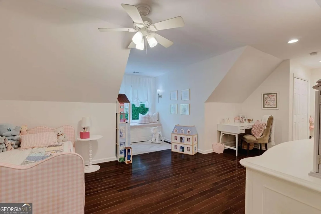 Photo of 152 Thornhill Drive