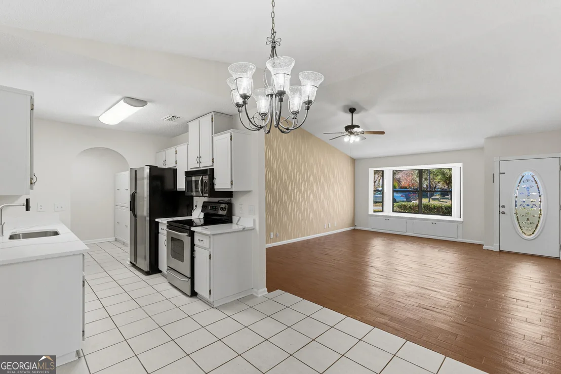 Photo of 404 Westgate Circle