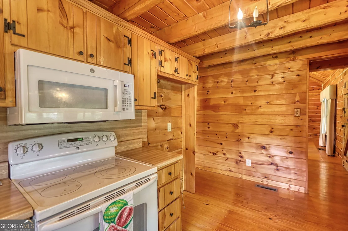 Photo of 2665 Macedonia Road
