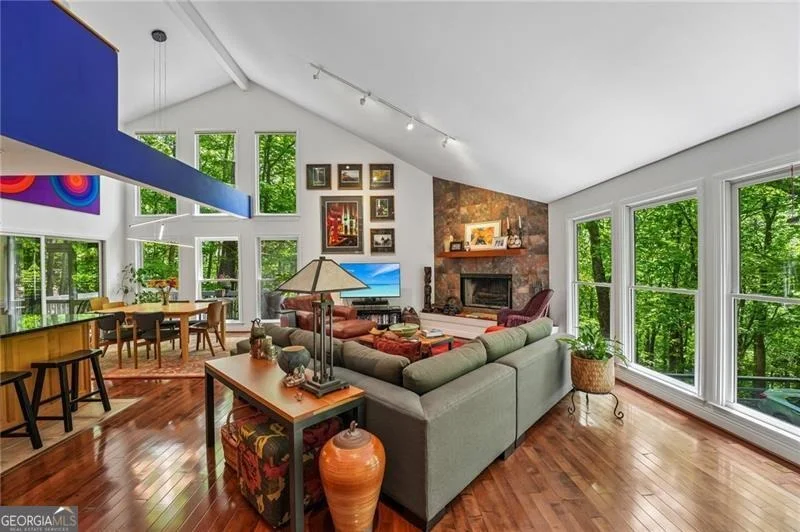 Photo of 238 Windflower Drive