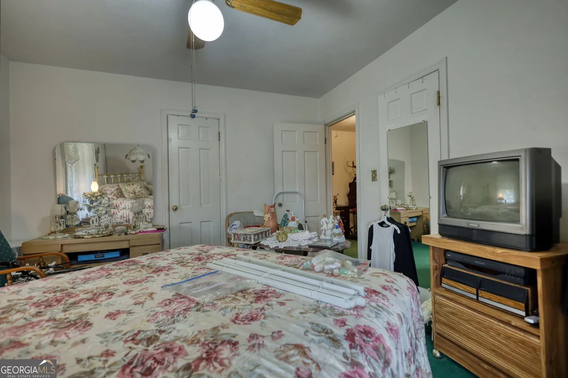 Photo of 982 Highland Circle SE