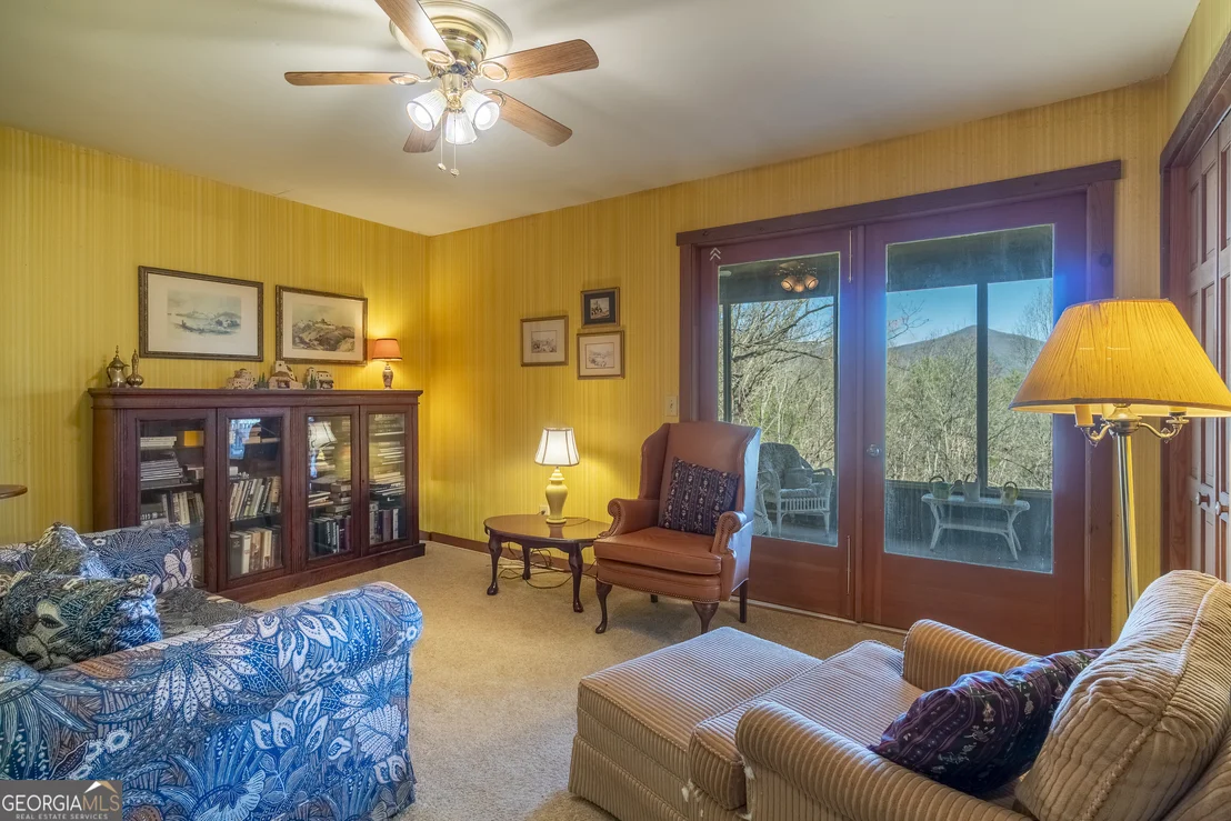Photo of 722 Woodbrier