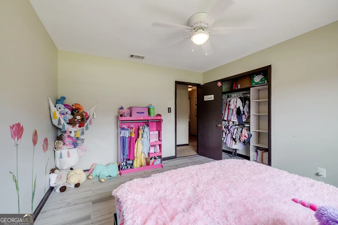 Photo of 1325 Pine Barren Road