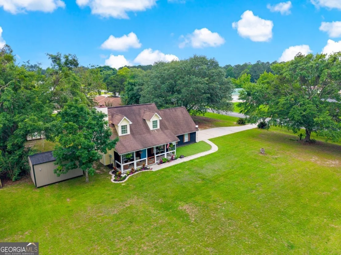 Photo of 100 Live Oak Circle