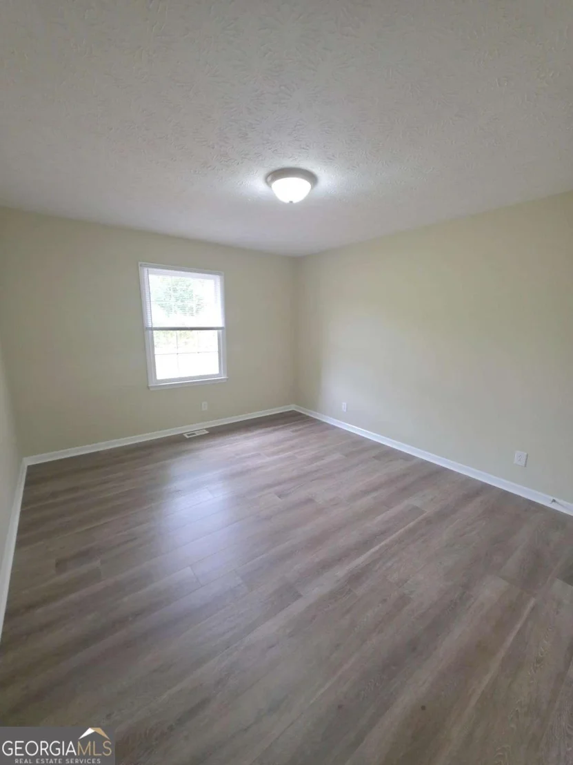 Photo of 177 Helen Drive NW