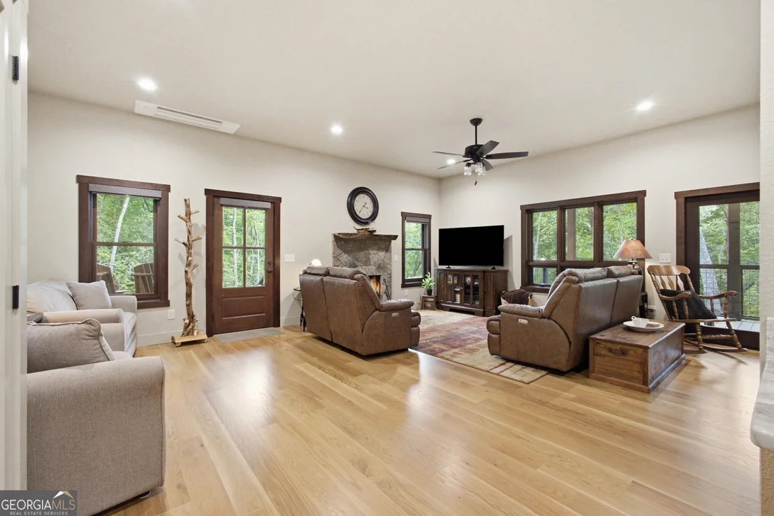 Photo of 3014 Oakey Mountain Road