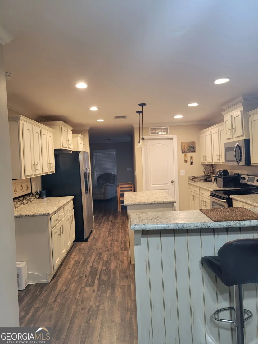 Photo of 14 Redwood Circle