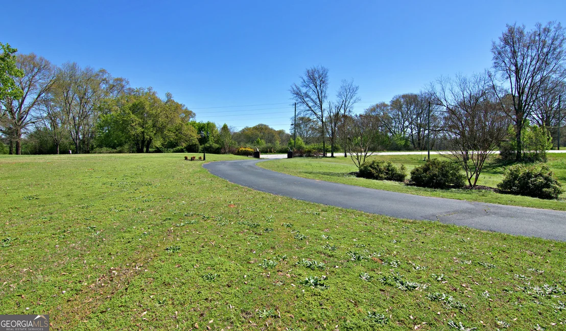 Photo of 7893 Athens Road