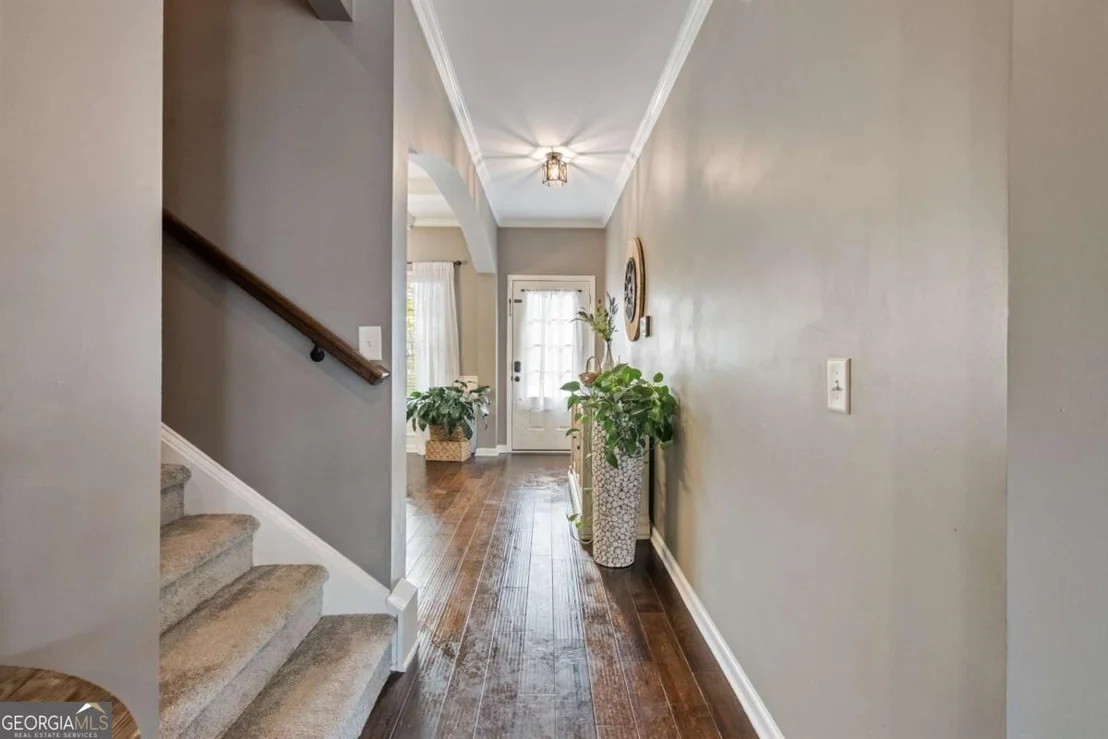 Photo of 555 Evergreen Way