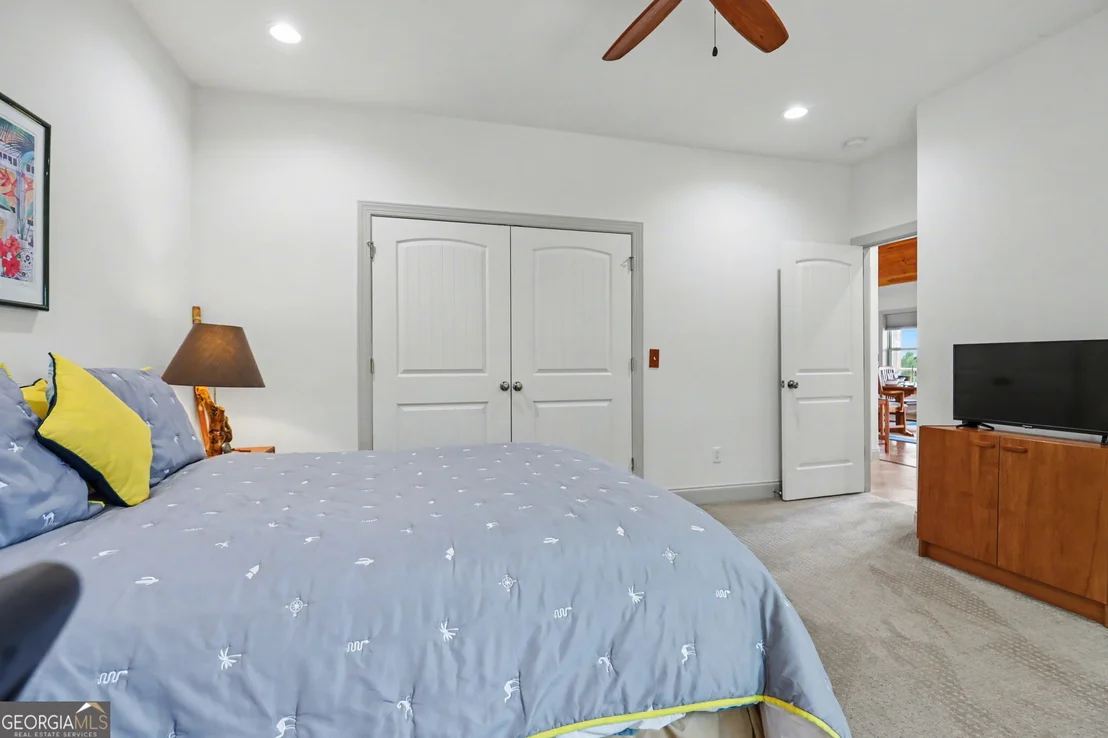 Photo of 100 Deacons Way