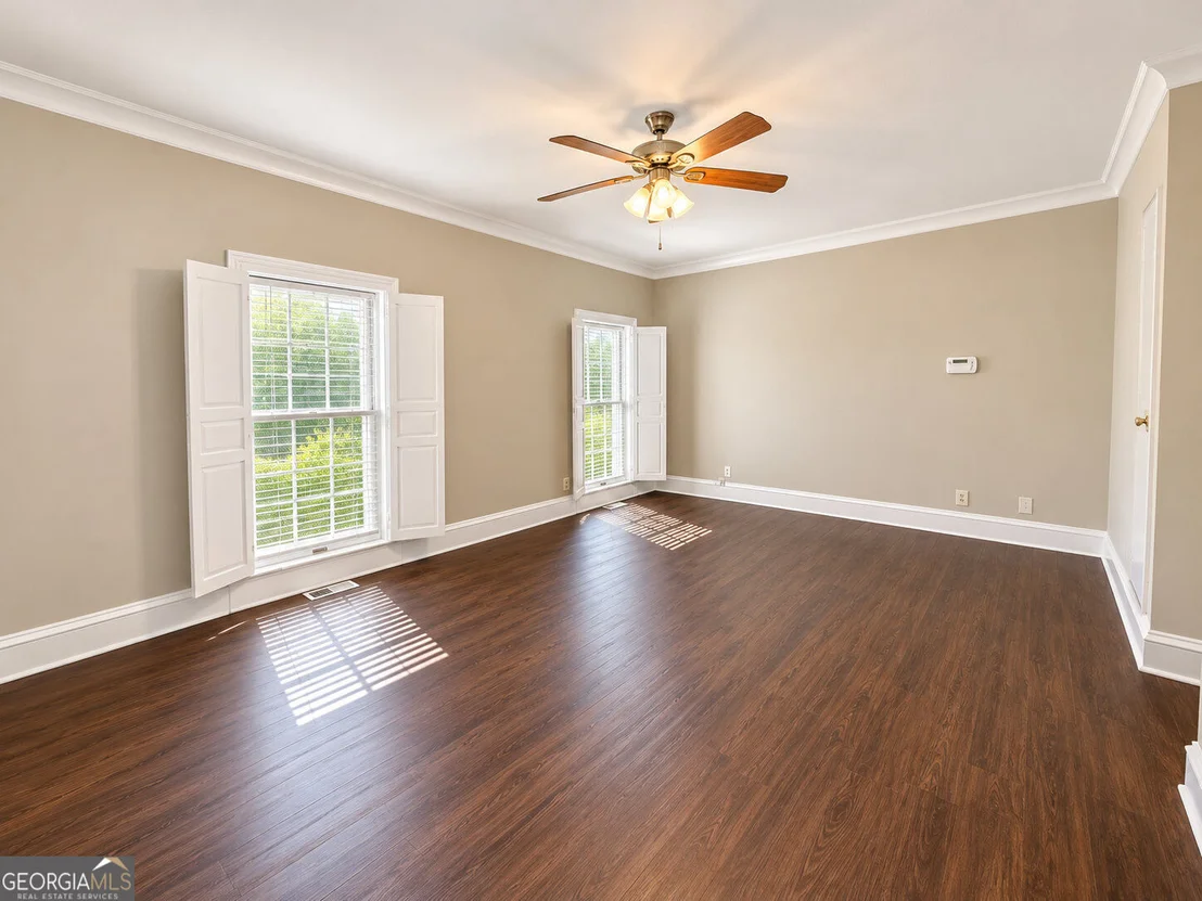 Photo of 6 Conifer Square