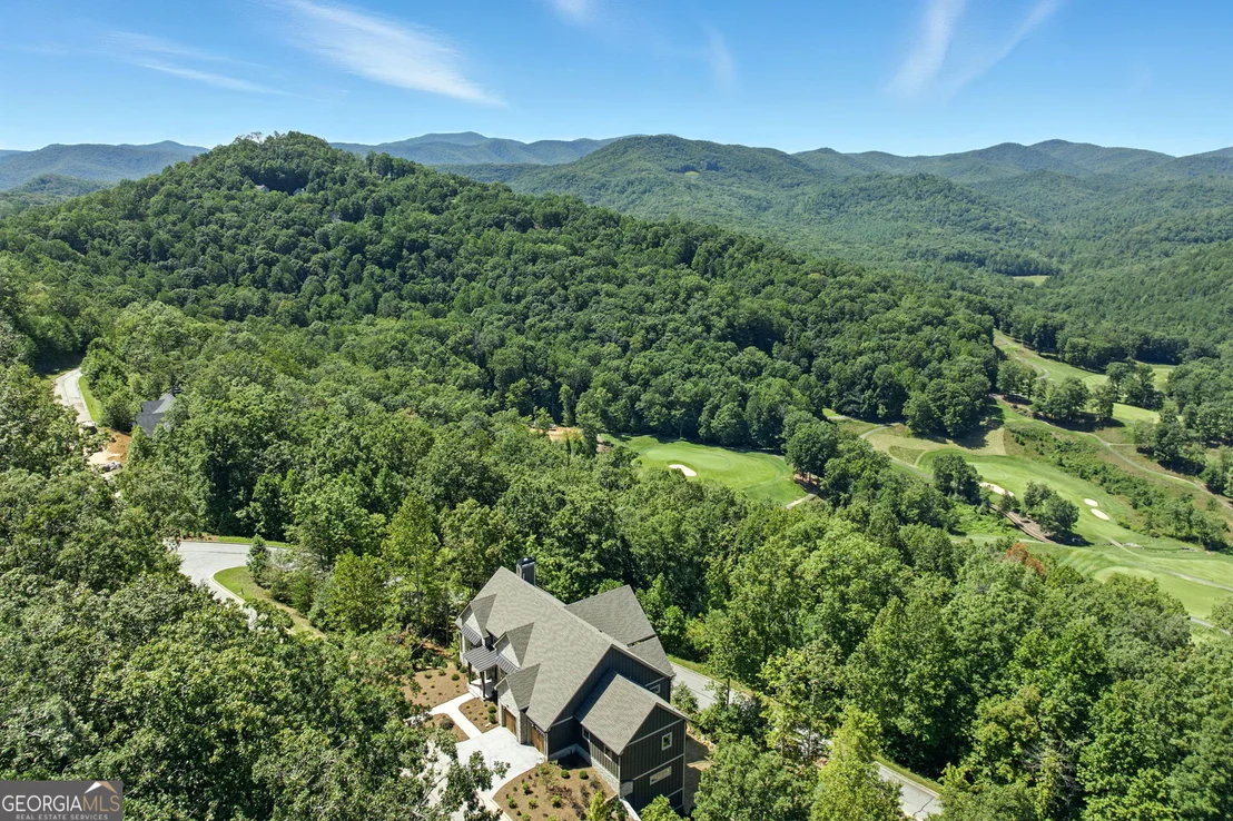 Photo of 608 Winterberry Drive