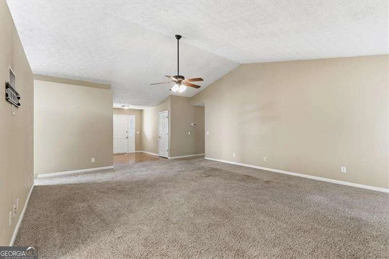 Photo of 252 Springbrooke Trail
