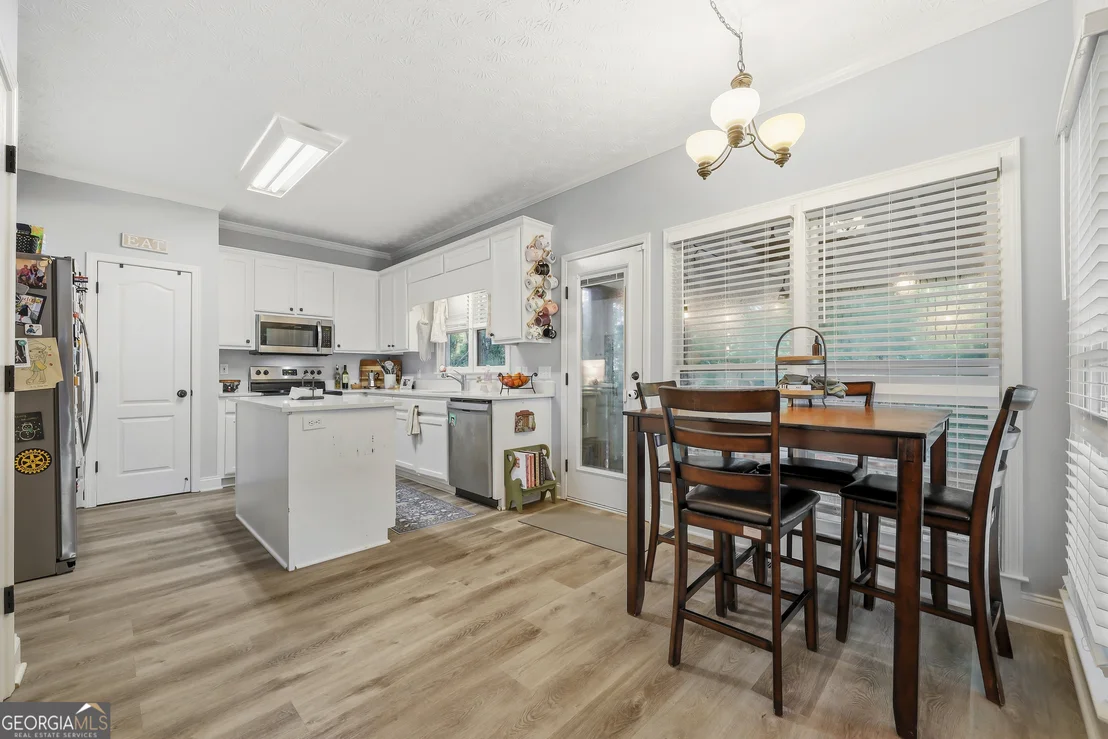 Photo of 1607 White Oak Drive