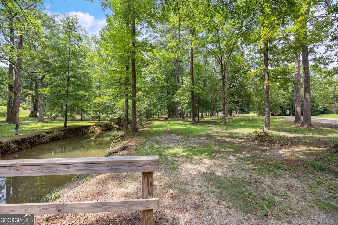 Photo of 3838 Lyn Drive