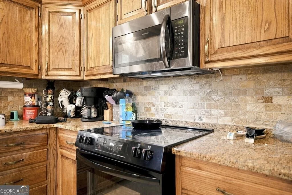 Photo of 396 Luton Pl