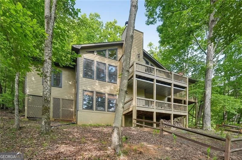 Photo of 1482 Valley View Drive