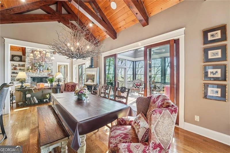 Photo of 1041 Cox Mountain Drive