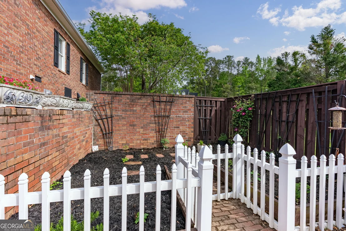 Photo of 4160 Stonegate Drive