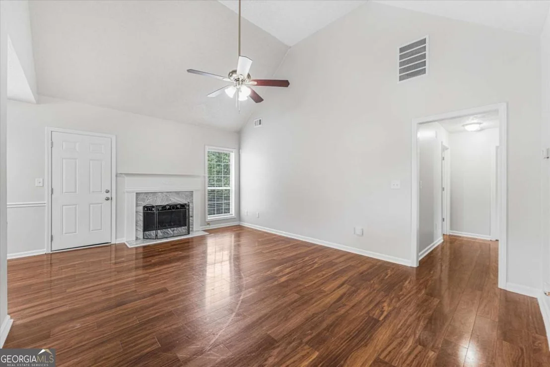 Photo of 1312 Vine Circle