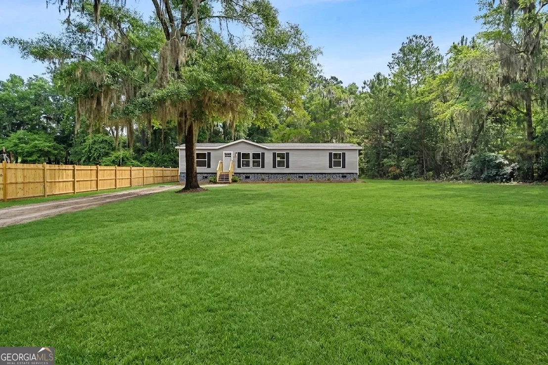 Photo of 1298 Hatcher Drive NE