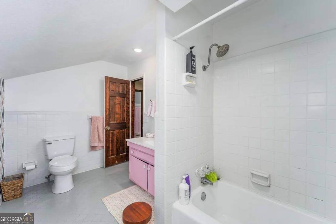 Photo of 403 Rose Lane