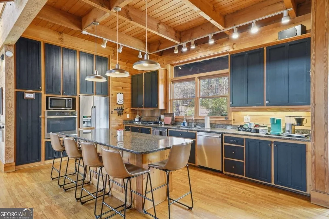 Photo of 153 Riverview Circle