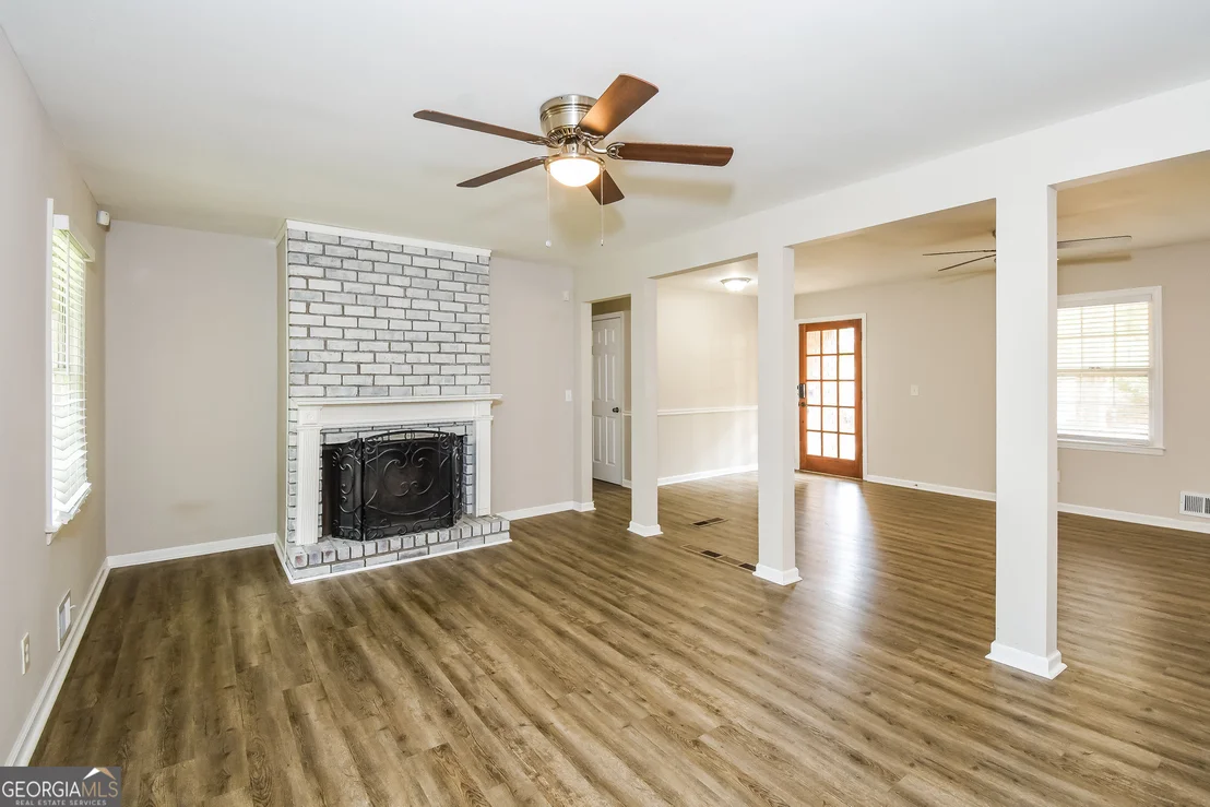 Photo of 6794 Hembree Drive