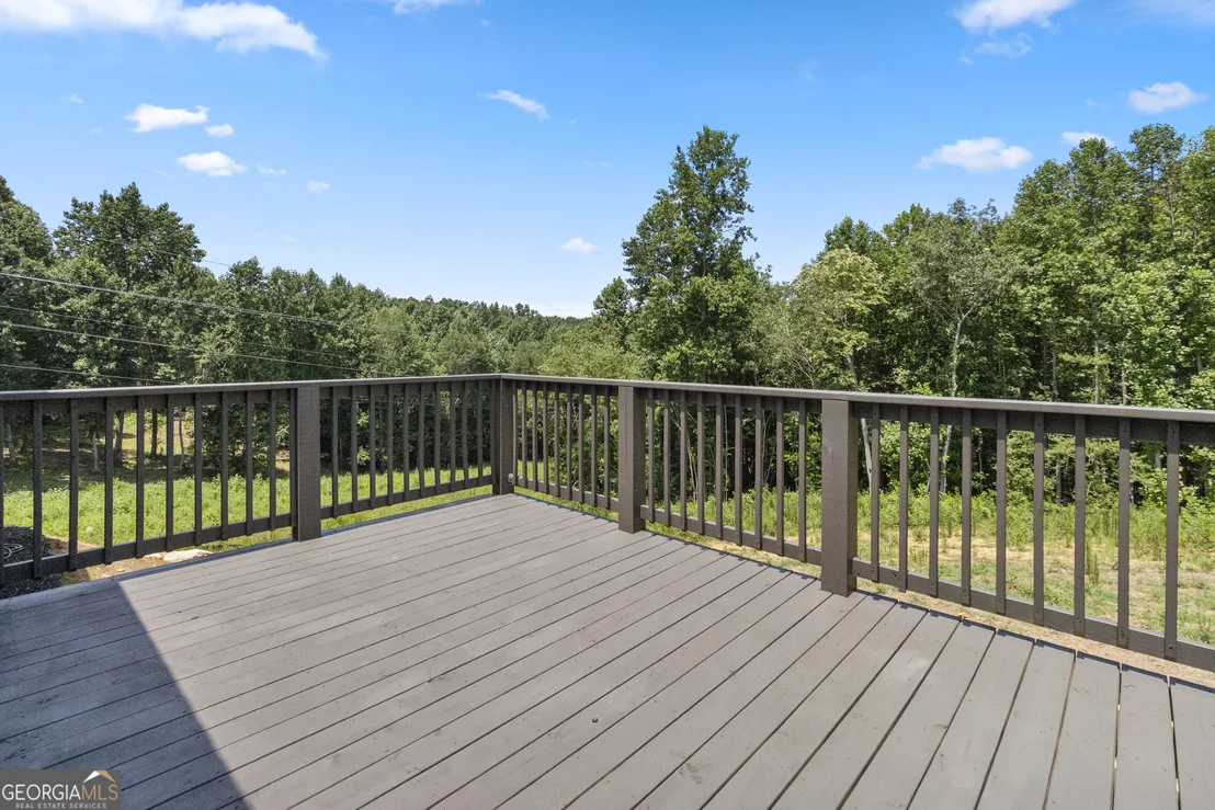 Photo of 654 Robertson Loop Road
