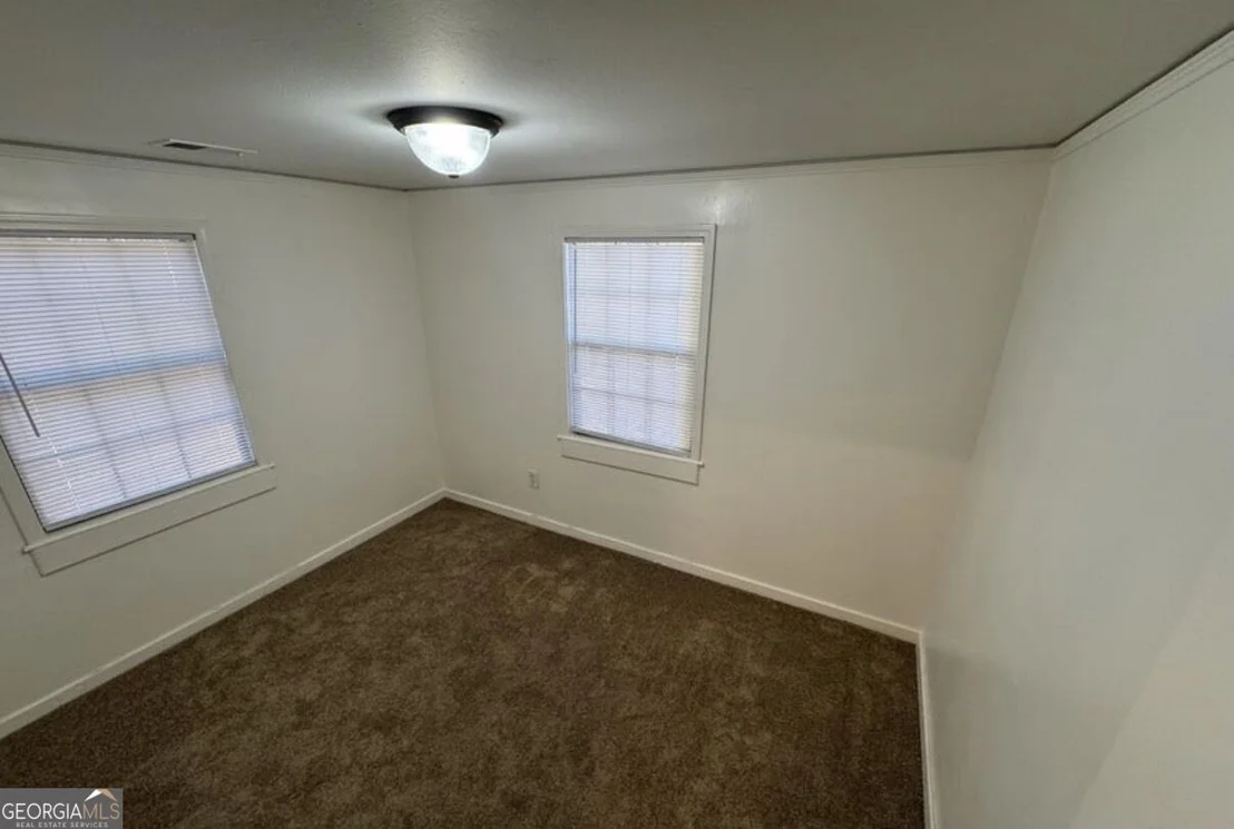Photo of 2550 Sheraton