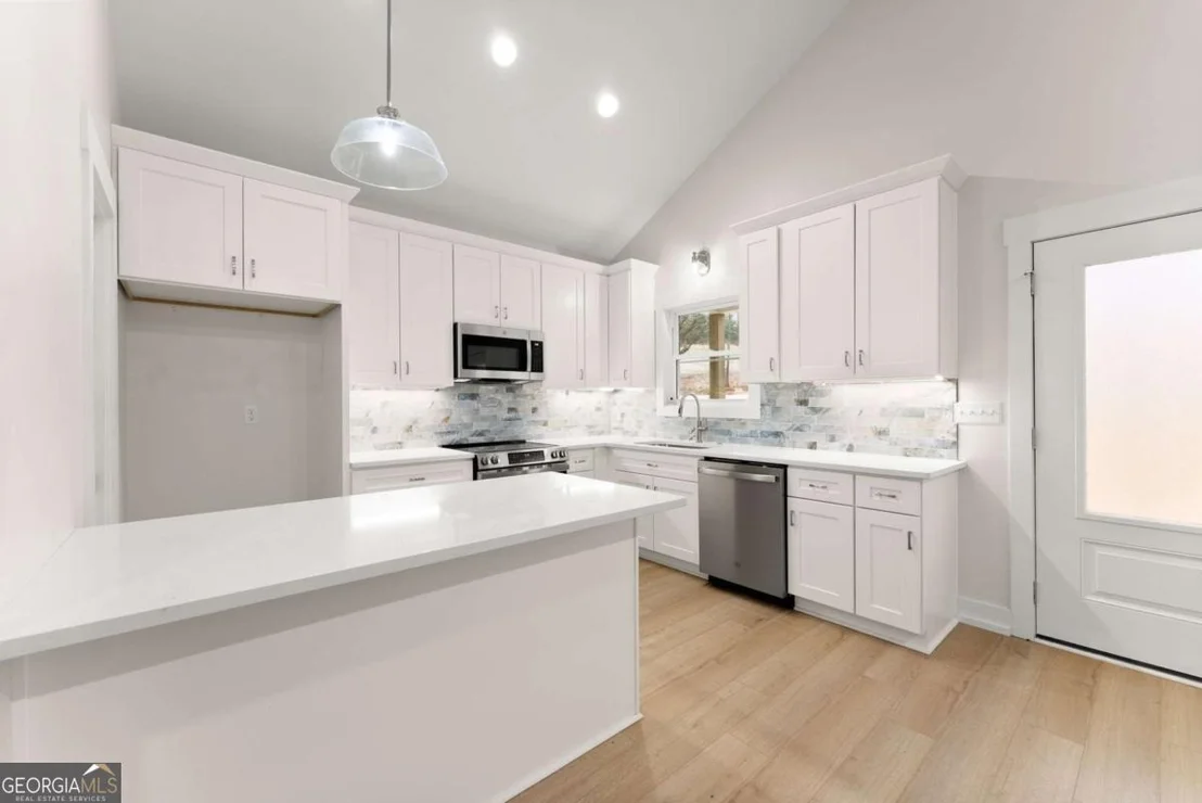Photo of 4147 Perry Drive