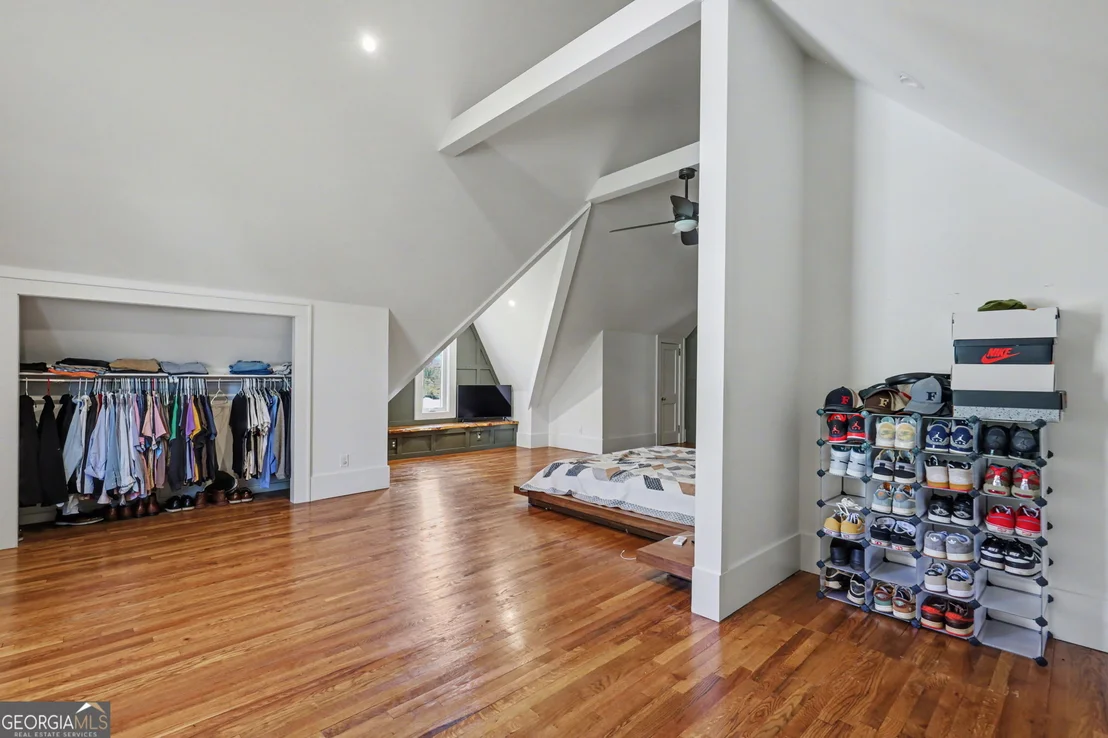 Photo of 33 Maple Street