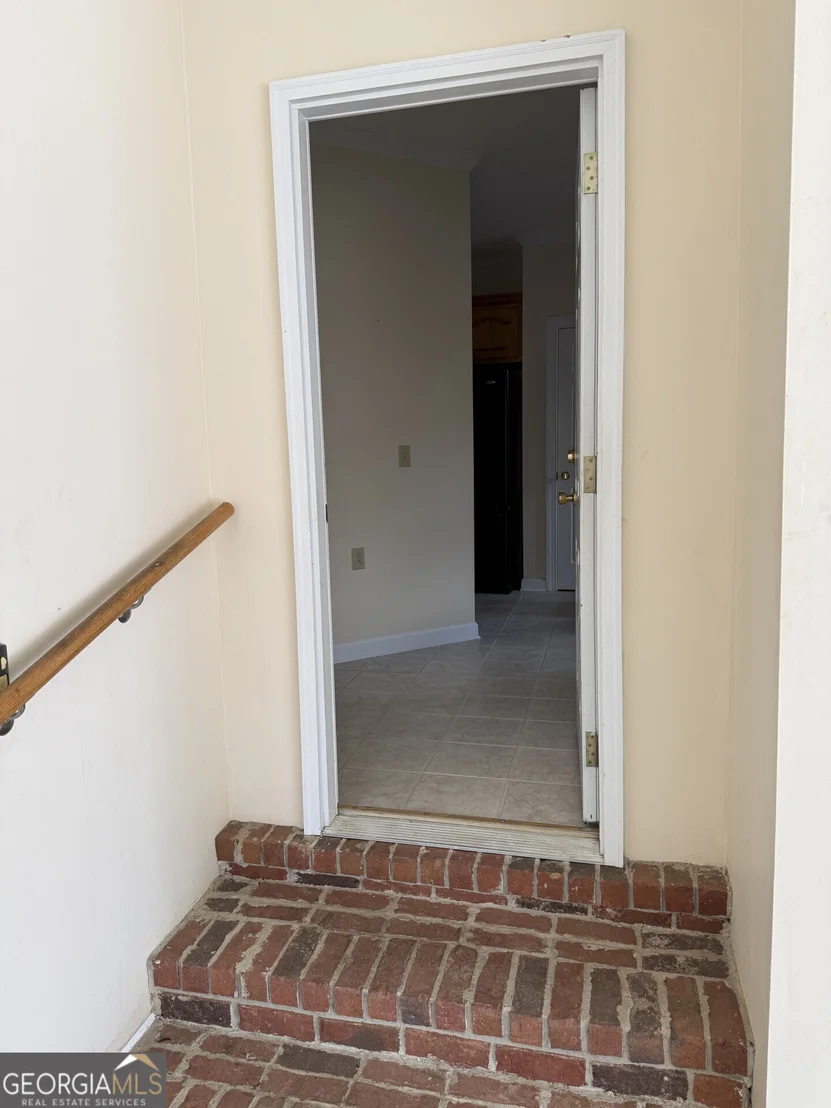 Photo of 102 Oak Circle