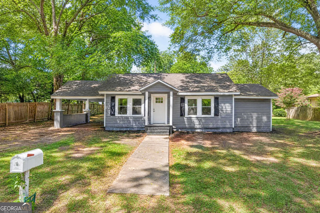 Photo of 205 Elm Street