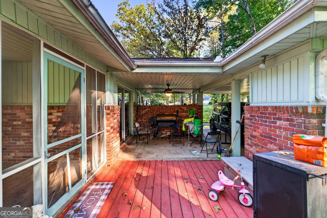 Photo of 123 Lakeview Circle