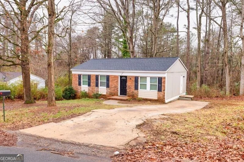 Photo of 303 Martin Circle