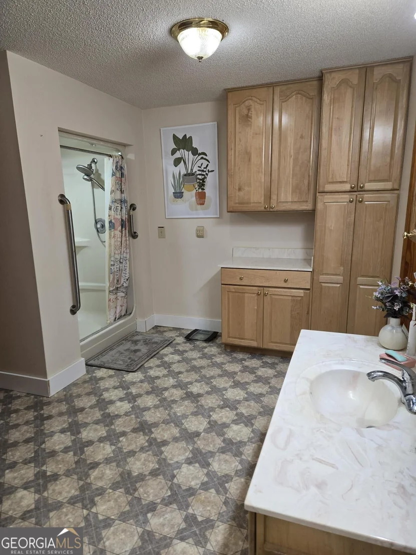Photo of 1277 Bob Hammond Road