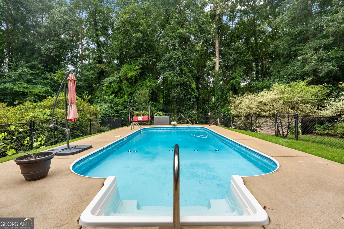 Photo of 321 Woodfield Circle