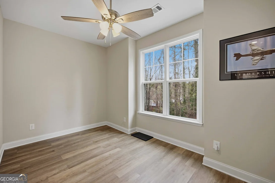 Photo of 1077 LEE ROAD 370