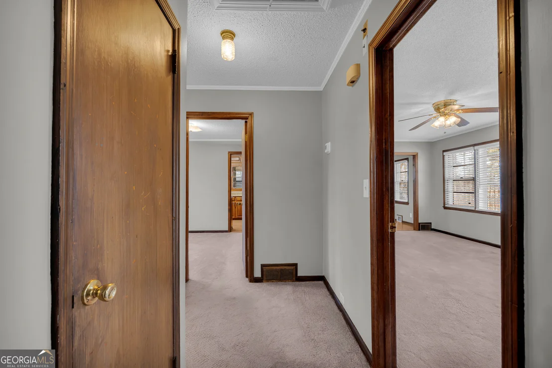 Photo of 93 Hickory Circle