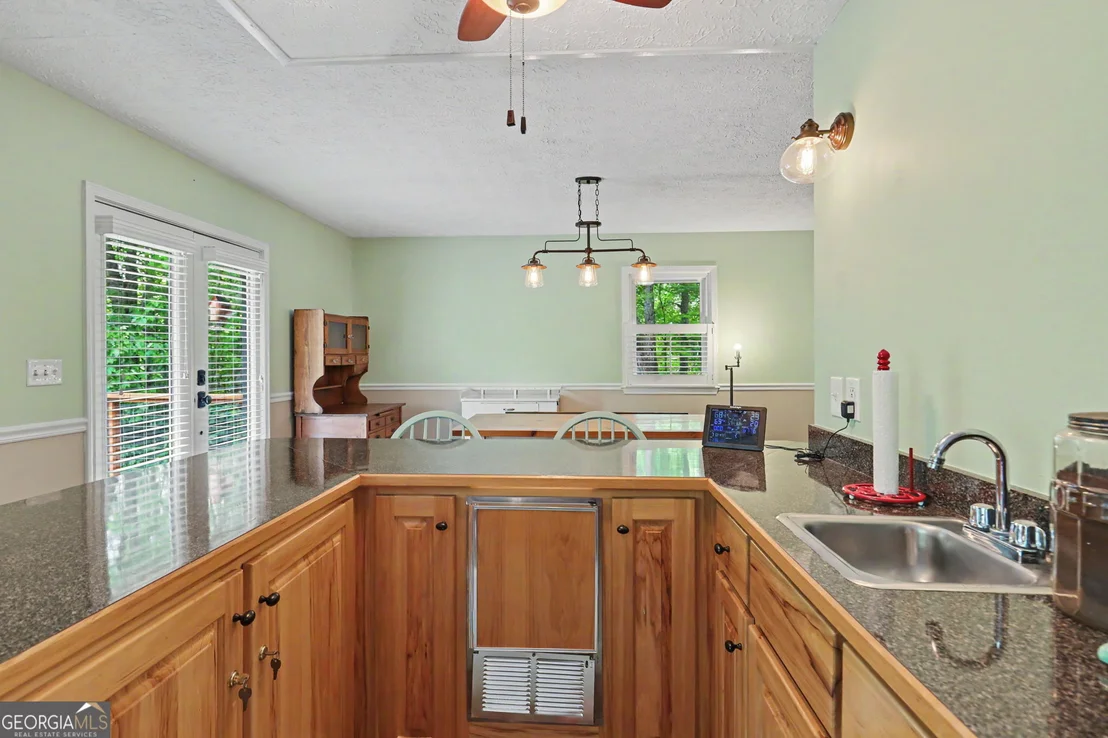 Photo of 854 Saddleback Circle